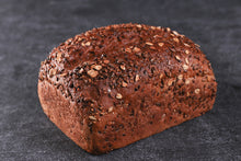 Lade das Bild in den Galerie-Viewer, Laib Weizenmischbrot