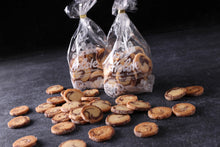 Lade das Bild in den Galerie-Viewer, zwei Packungen Heidesand und Heidesand-Kekse