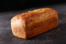Lade das Bild in den Galerie-Viewer, Kartoffel-Dinkel-Brot
