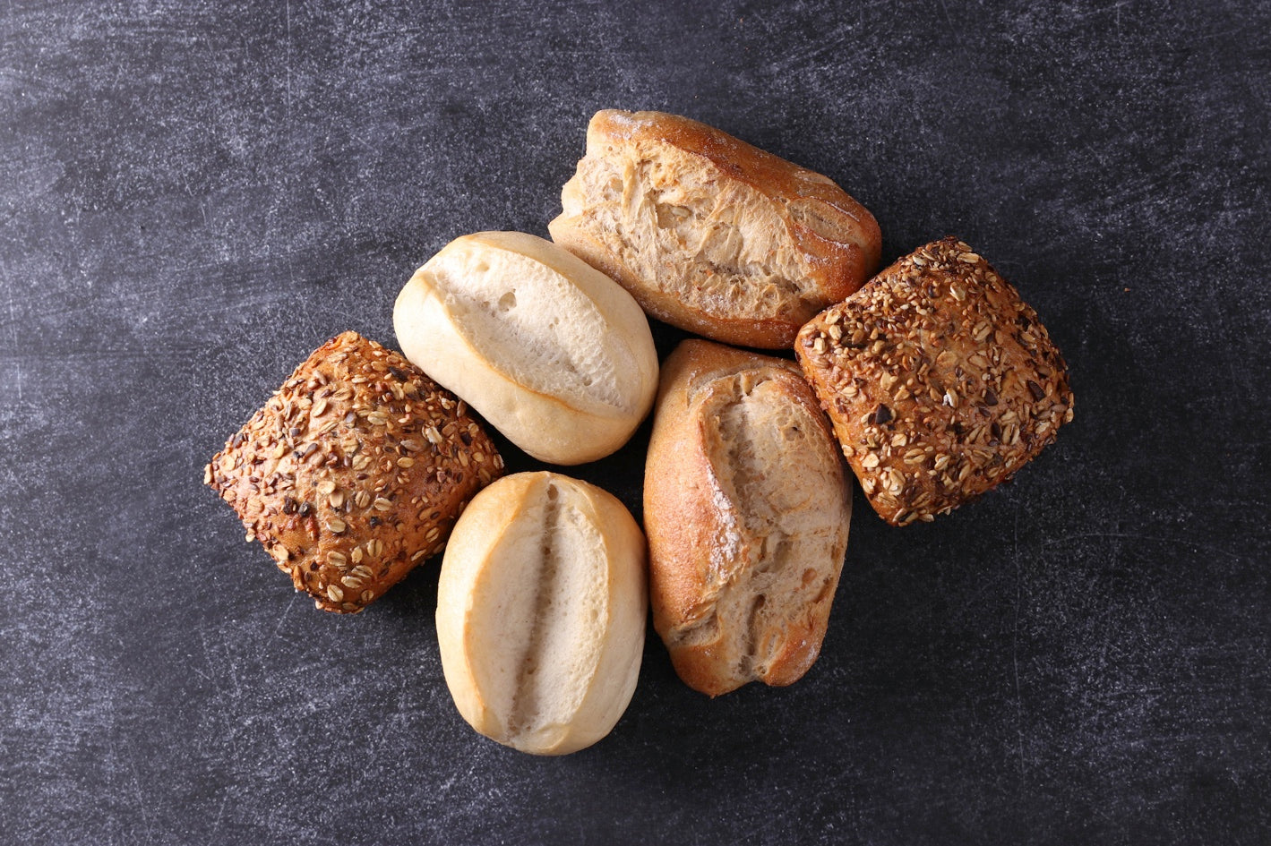 2 Mehrkornbrötchen, 2 Dinkelbaguettes, 2 Steinofenfrische